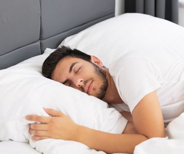 Dormir a noite inteira é o ideal